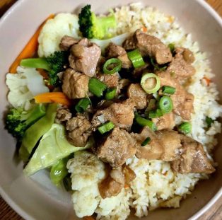 SarsozasCuisine-porkadobobowl-2000x1500-1.jpg