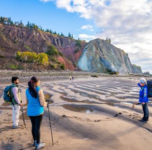 Parrsboro-Cliffs-Bay-of-Fundy-Tide-Rollers.jpg